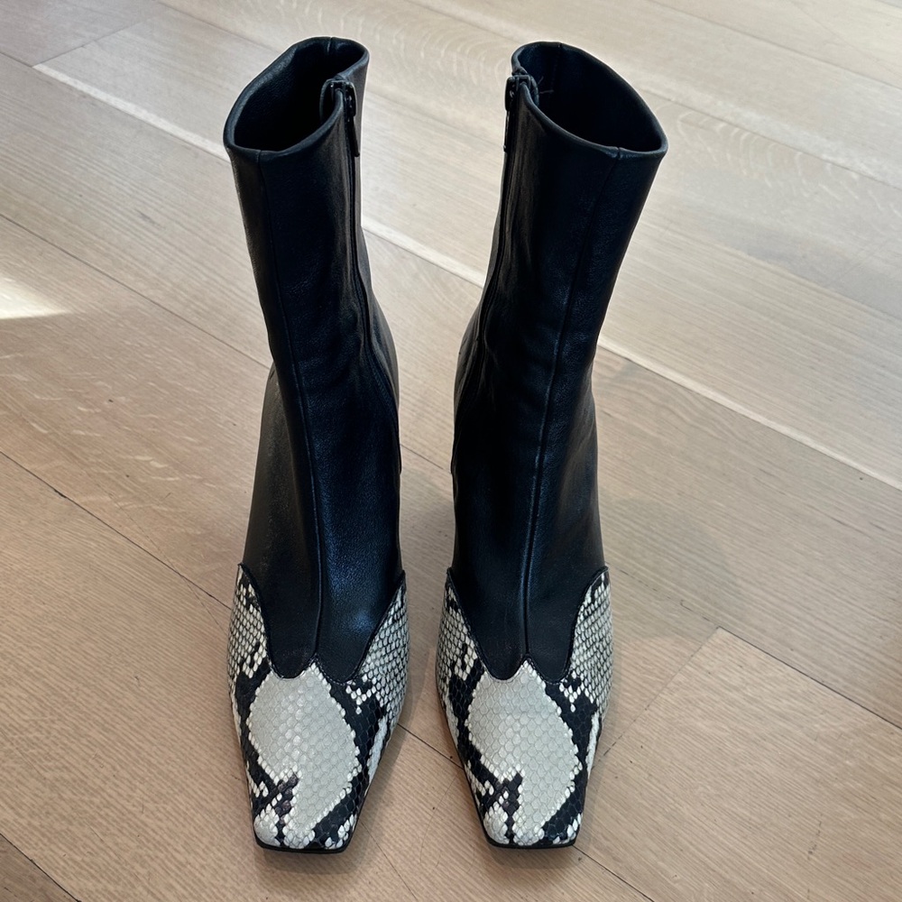 Khaite Nevada stretch heel boots